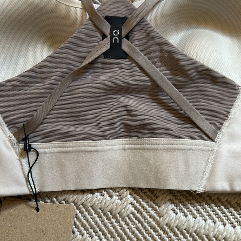 On Running Active Bra- in Sand/Cinder *NWT - Picture 4 of 7